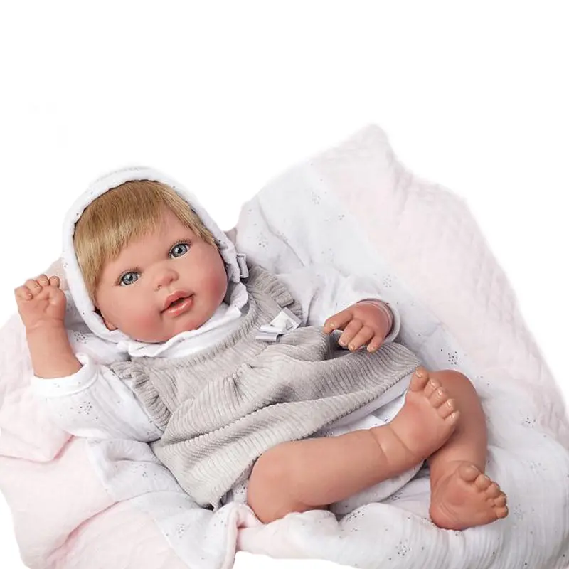 Bebe Reborn 45 cm Emma con Manta, Peluche y Pelo - Arias 98066
