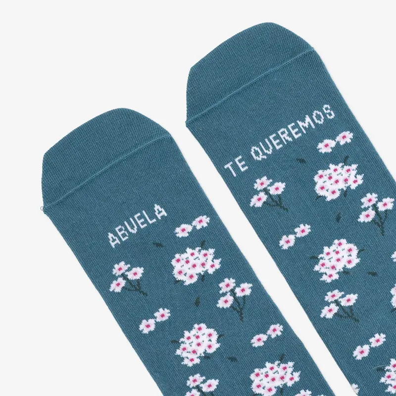 Calcetines "Abuela te queremos" - UO