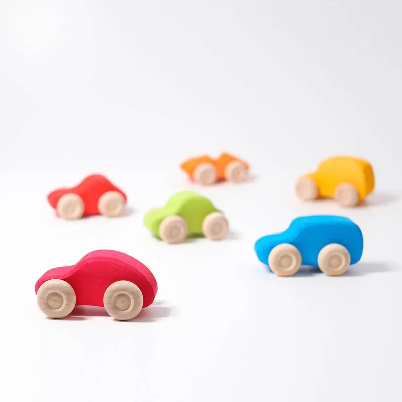 Coches de madera arco iris