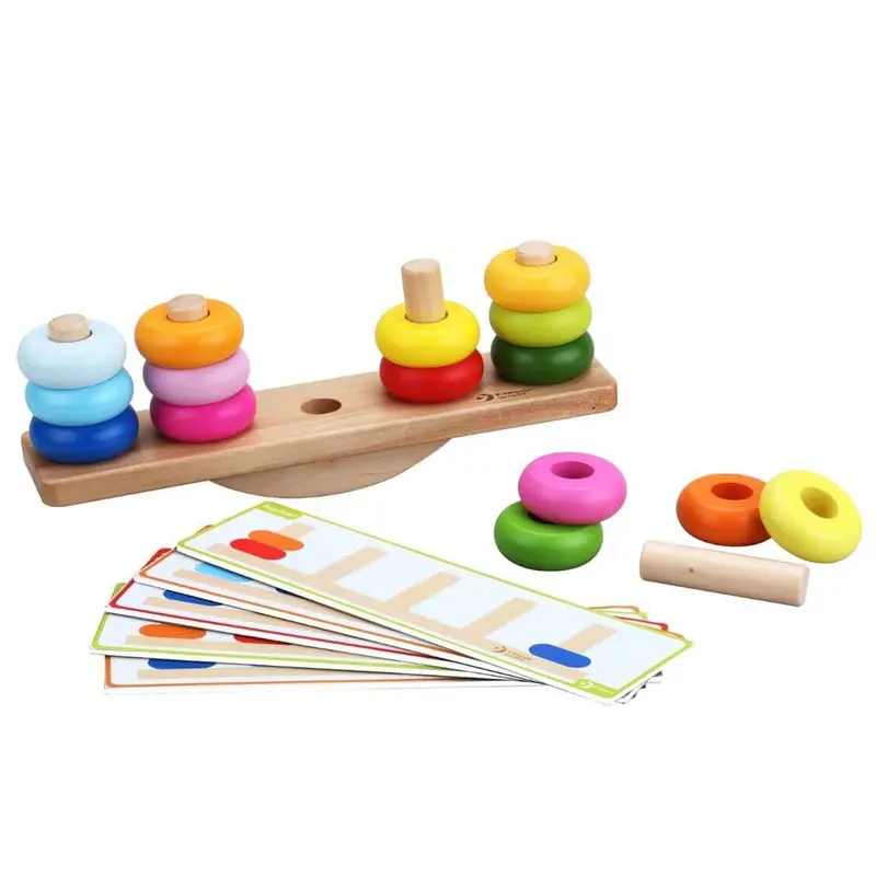 Juego de apilar y equilibrio