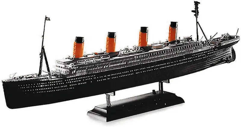 Maqueta Barco RMS Titanic+Led Set 1/700