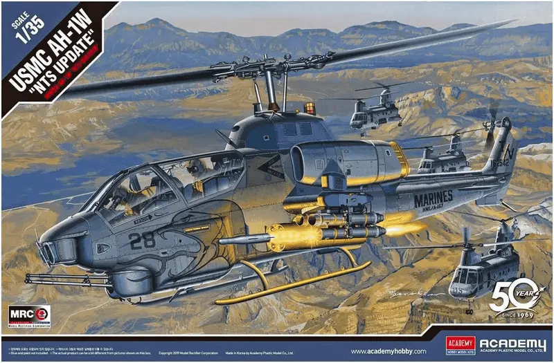 Maqueta Helicoptero USMC AH-1W NTS 1/35