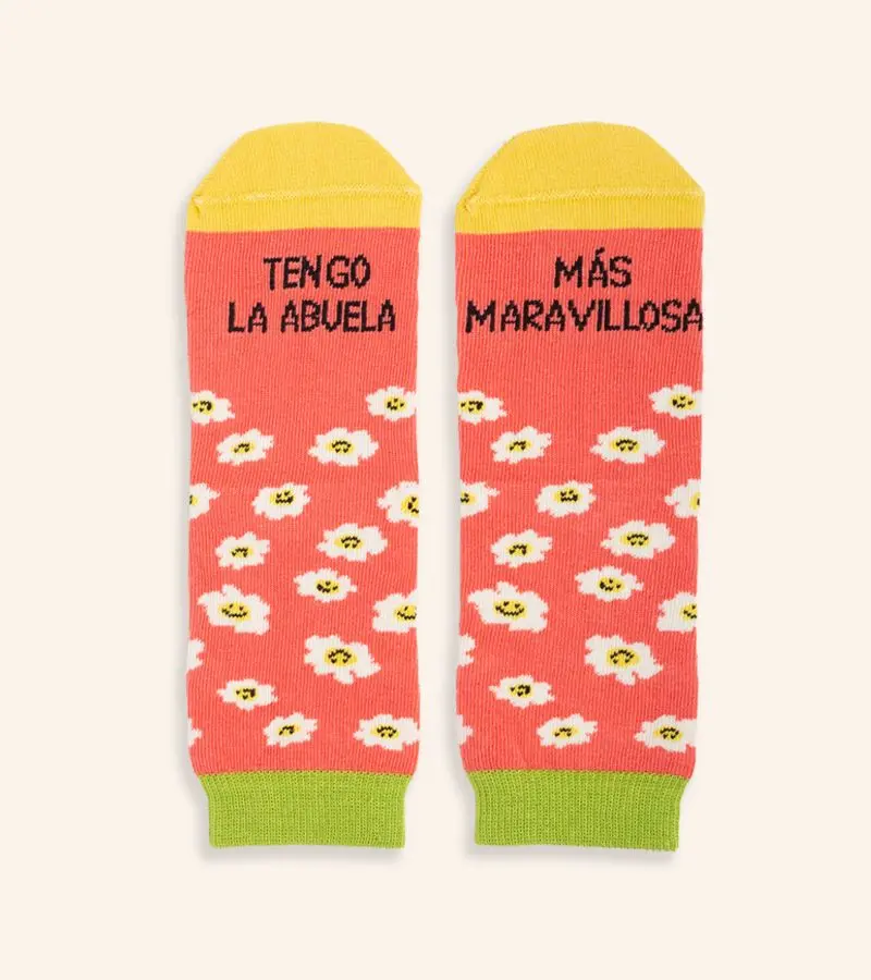 Mini Calcetines "Tengo la abuela más maravillosa" - UO