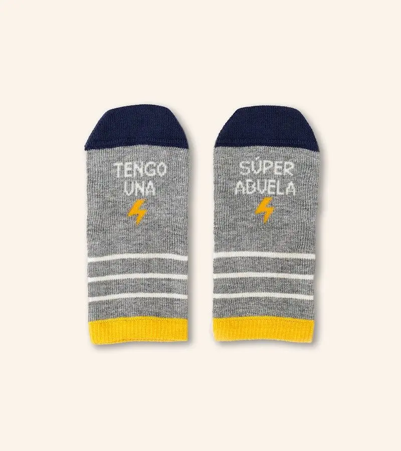 Mini Calcetines "Tengo una súper abuela" - UO