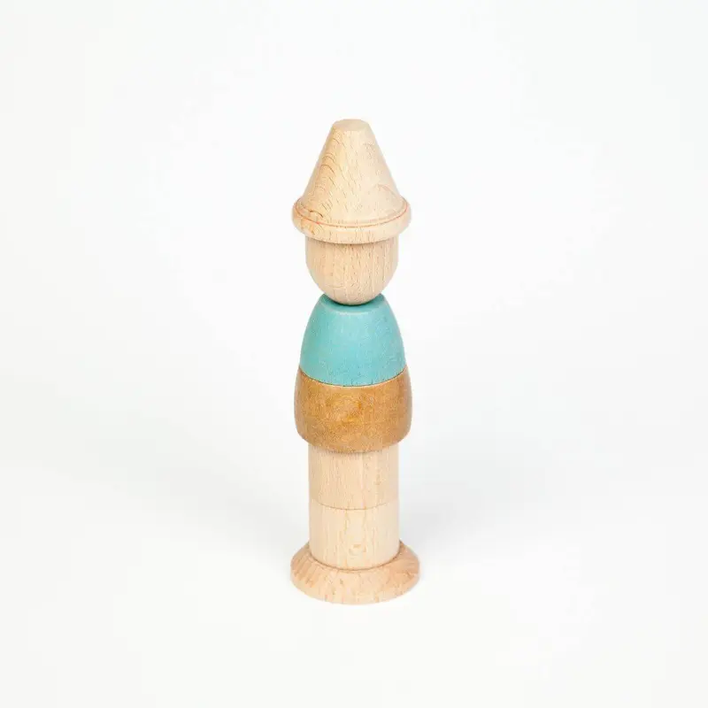 Muñeco apilable de madera