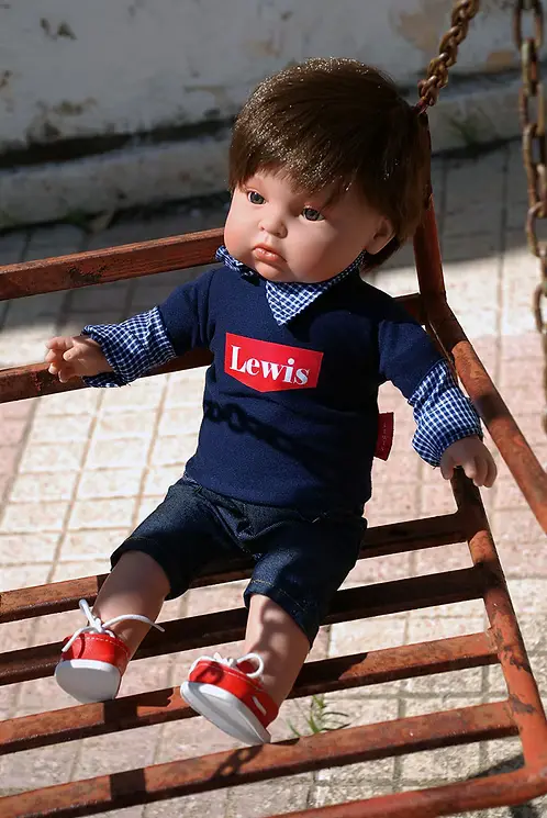 Muñeco Lewis - The Preppy & Endisa