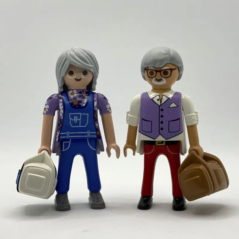Playmobil Pareja de Abuelos Viajeros FCO156