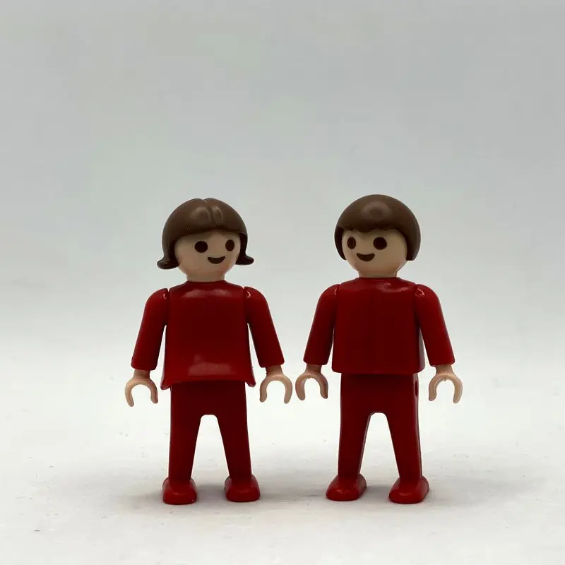 Playmobil pareja niños rojos FIG219