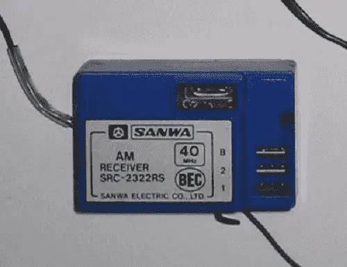 Receptor 3 Ch. FM 40 Mhz. M8 Sanwa Azul