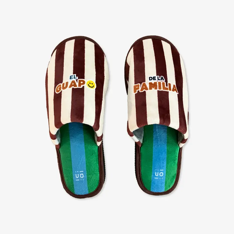 Zapatillas "Guapo de la familia" - UO